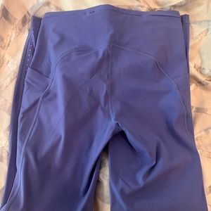 Lululemon purple leggings, size 8 with pockets